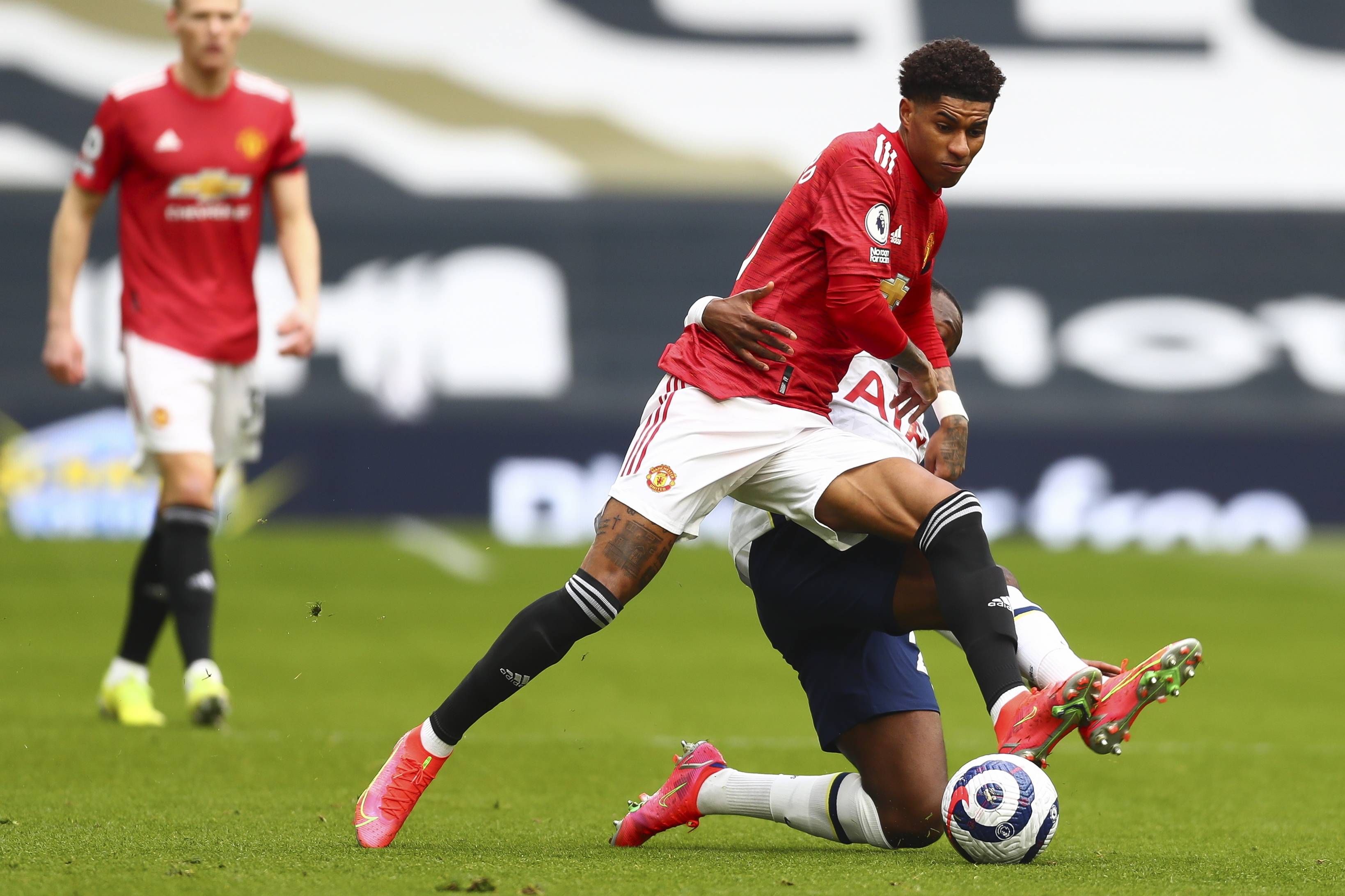 使得布莱顿 使得布莱顿